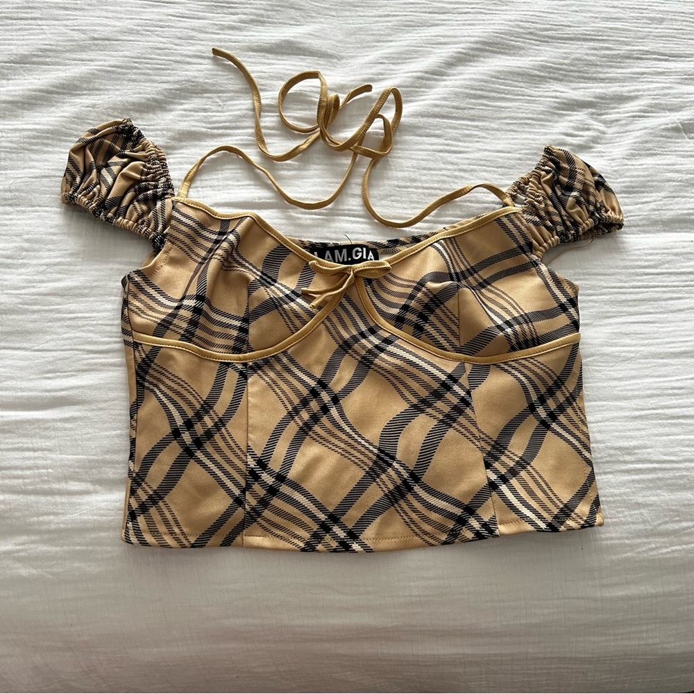 Iamgia top